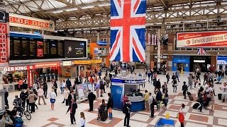 A Walk Through The London Victoria Station London England [upl. by Traver]